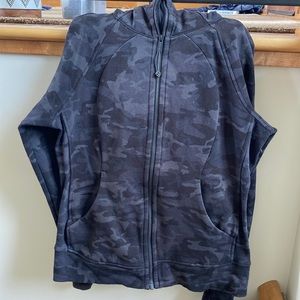 Lululemon Black camo hoodie non-smoking home reasonable wear,  no rips no tears